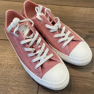 ✨All Star Converse in Shimmery Pink with Metallic Silver Laces✨